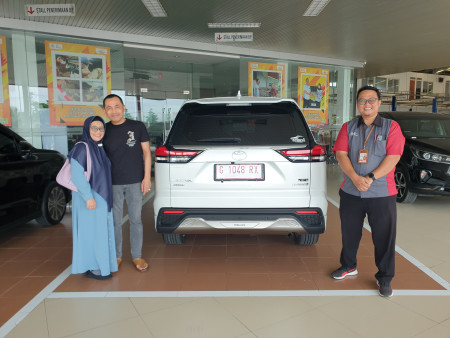 foto Penyerahan Unit Toyota Brebes 